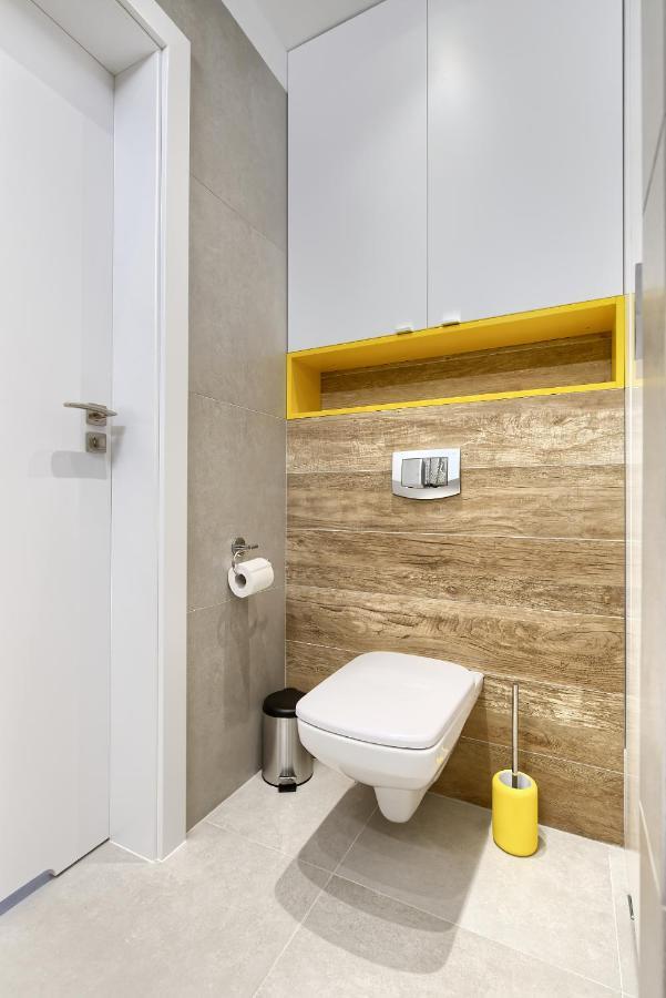 City Centre Modern Apartment Poznan Free Parking מראה חיצוני תמונה