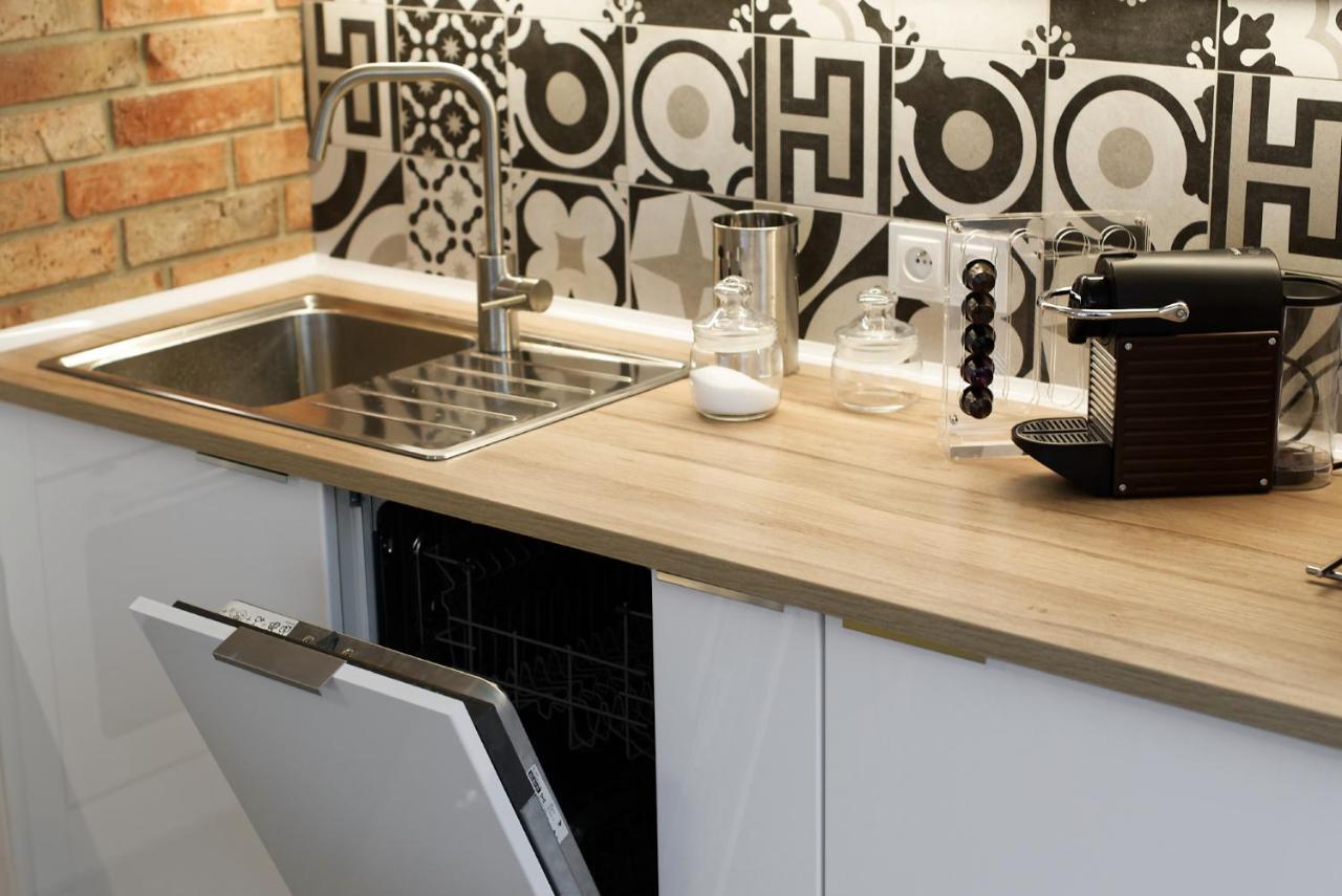 City Centre Modern Apartment Poznan Free Parking מראה חיצוני תמונה
